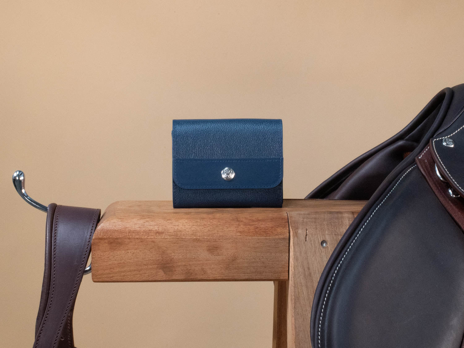 Tablier En Cuir Buffle Safran - Poches Pratiques Et Personnalisation